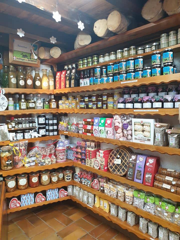 Confiture et gâteau